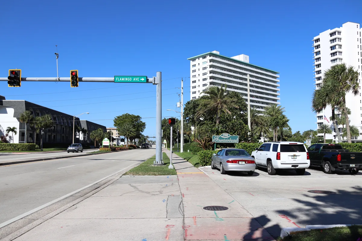 Residential street in Lauderdale-by-the-Sea, Florida